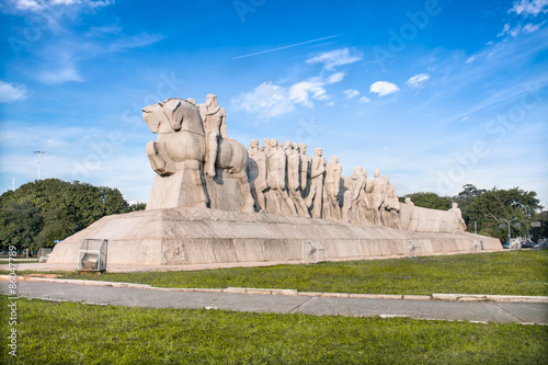 Obraz na płótnie Bandeiras Monument in Ibirapuera Park, Sao Paulo, Brazil. w salonie