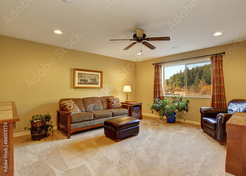 Nice family room with carpet and space.