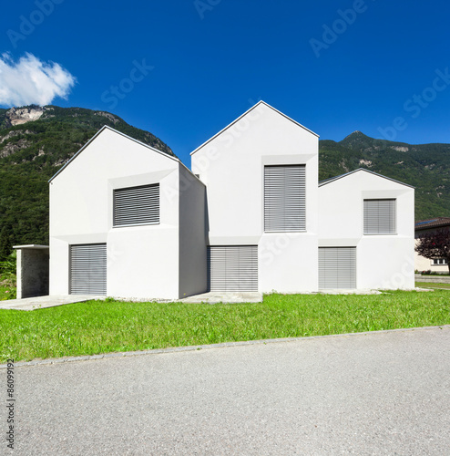 three white houses © alexandre zveiger