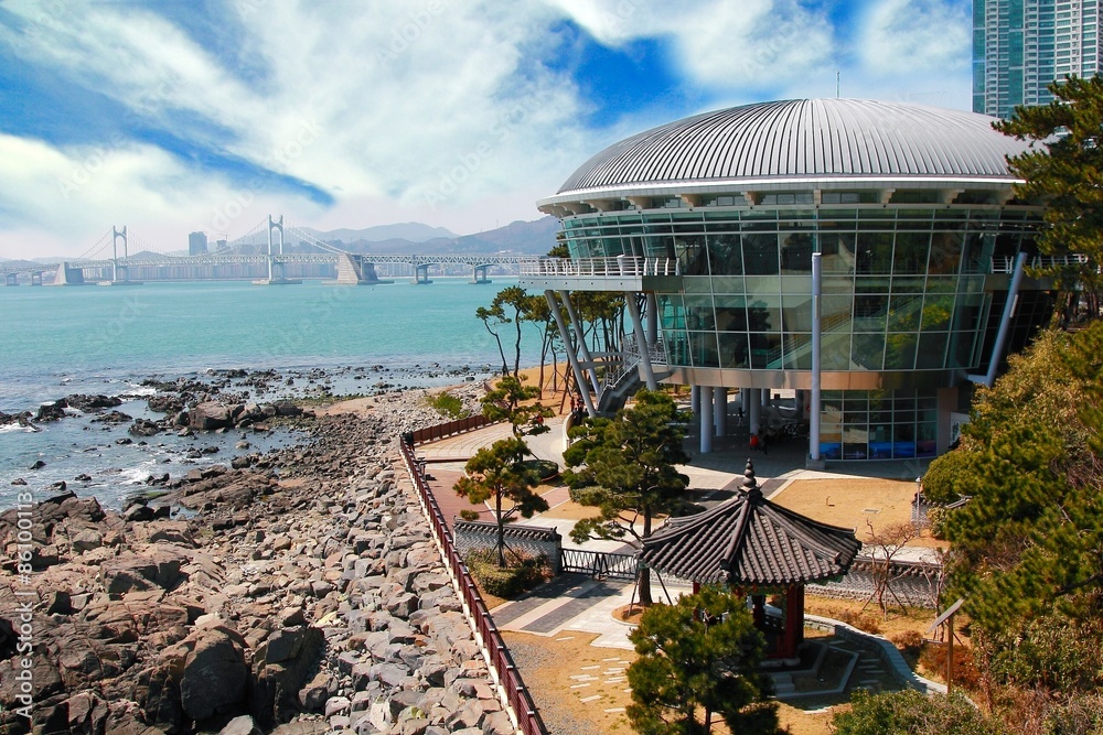 Fototapeta premium the modern museum name apec busan south korea