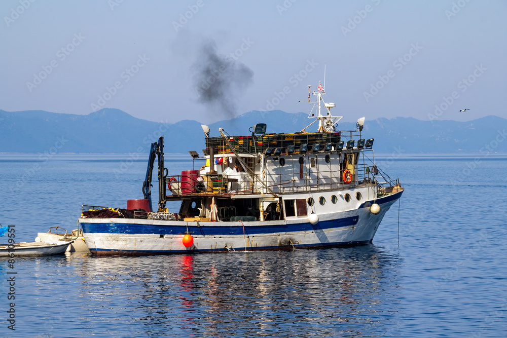 Fototapeta premium fishing boat