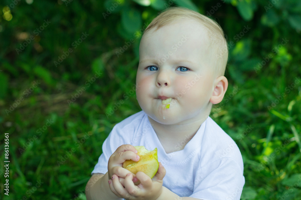 toddler eats toddler eats