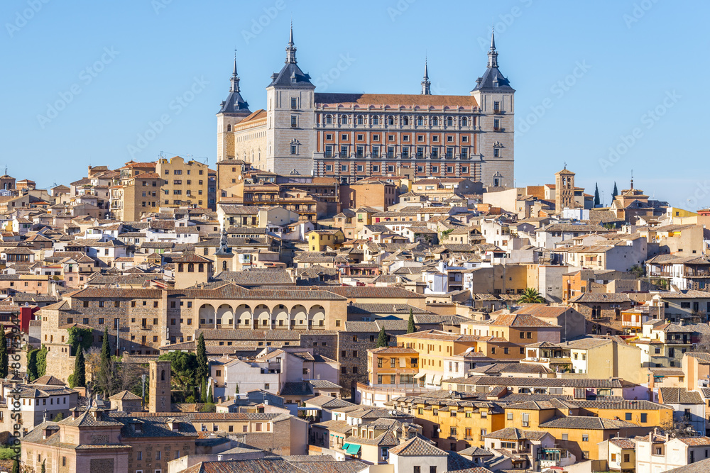 Toledo con su Alcázar (España)