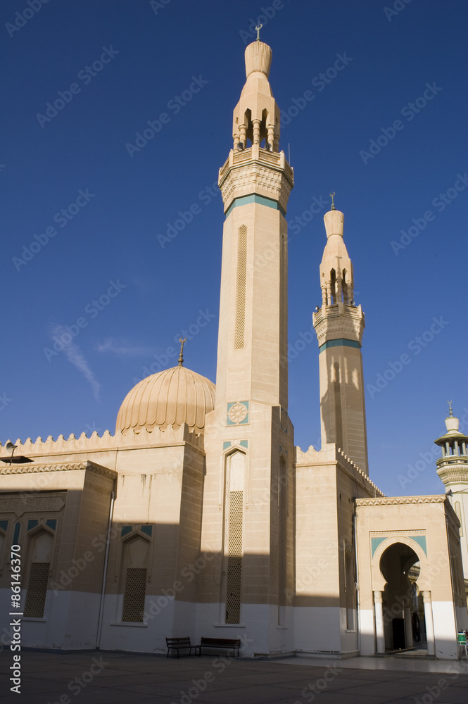 La moschea di Sidi Abdusalam a Ziltan in Libia
