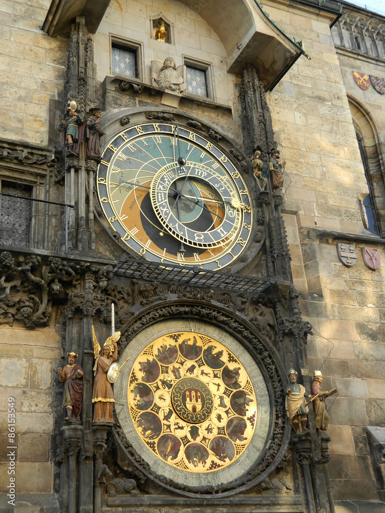 Obraz premium Medieval astronomical clock in Prague, Czech Republic