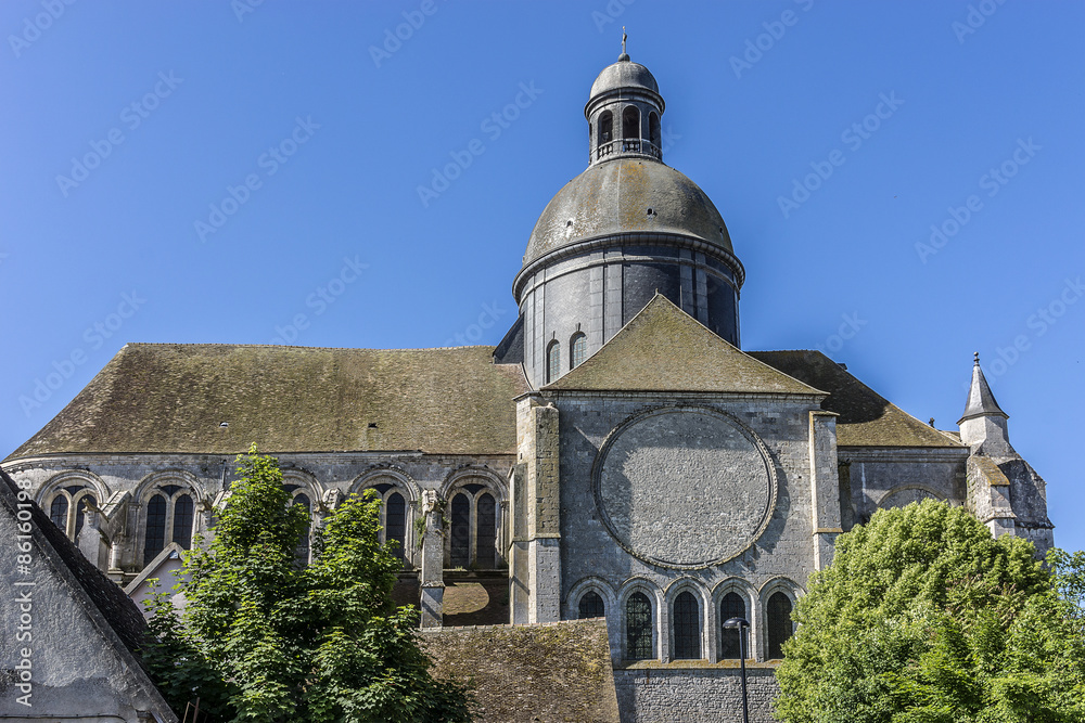 Saint-Quiriace Collegiate Church) in medieval town of Provins. Saint-Quiriace Collegiate Church) in medieval town of Provins.