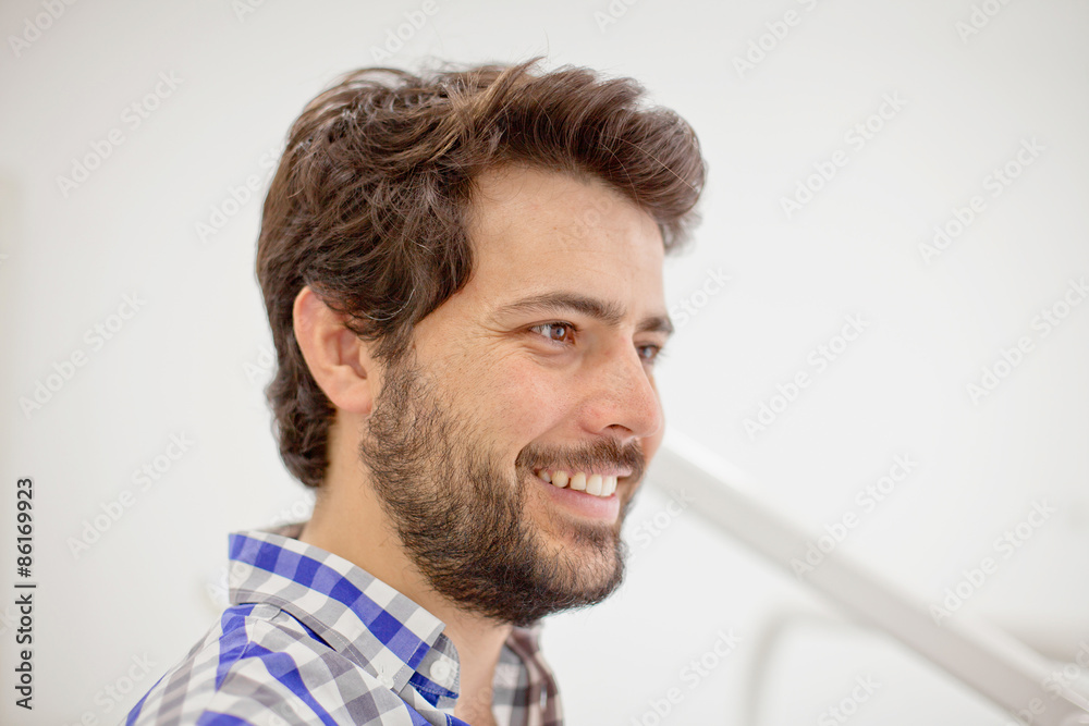 Obraz premium young man in a dental examination at dentist