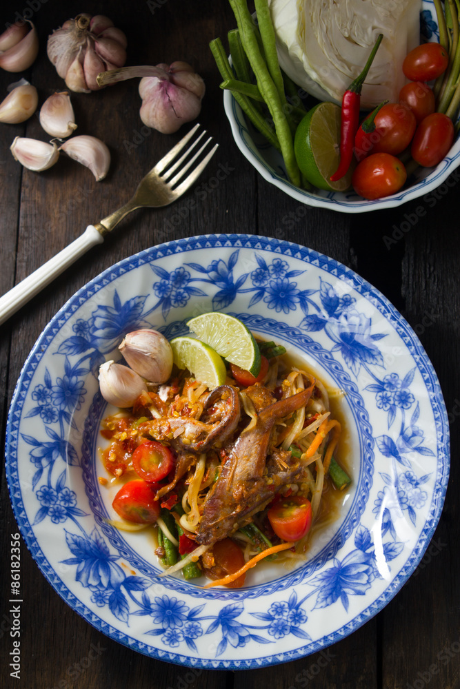spicy papaya salad with salted crab and fermented fish spicy papaya salad with salted crab and fermented fish