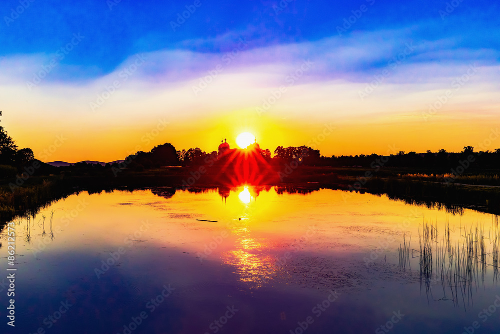 Fototapeta premium Hot Summer Sunset at Lake Seehof
