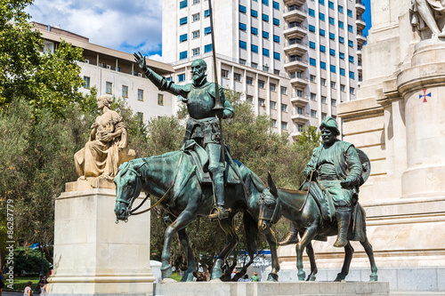 Εκτύπωση καμβά Don Quixote and Sancho Panza  in Madrid