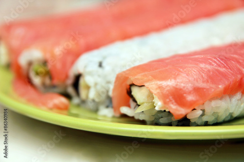 Ready sushi roll