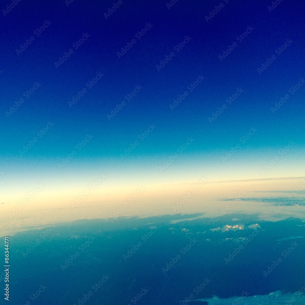 Obraz premium The earth was bluish.