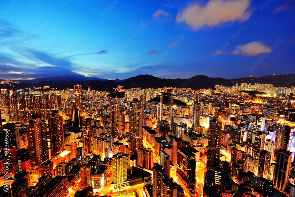 香港　高層マンションからの夜景