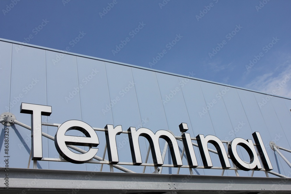 Leuchtbuchstaben eines Terminals