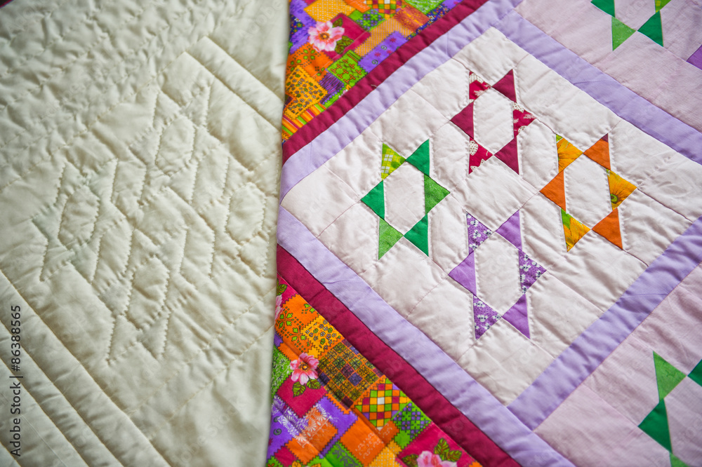 Childrens scrappy blanket of handwork 2989. Childrens scrappy blanket of handwork 2989.