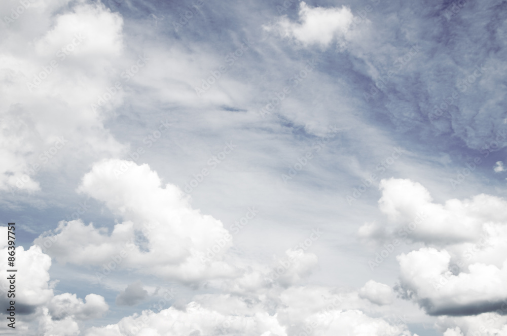 Obraz premium Dark storm clouds before rain