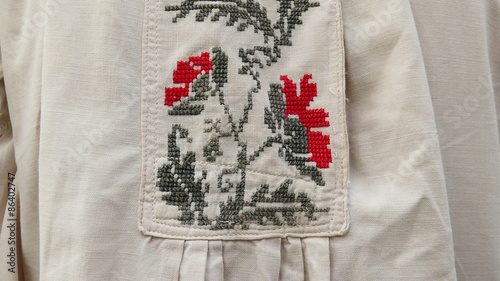 Quadro su tela Old cross-stitch - Ukraine, fragment, clothing