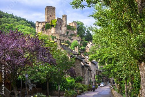 Photos Belcastel medieval village France 6k view of historic stone houses on hill in Aveyron, one of the most beautiful villages France