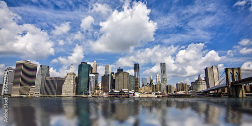 Panoramic view of the Brooklyn bridge and Manhattan skyline, New York City