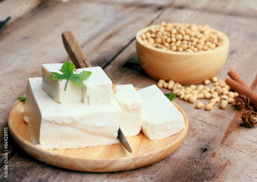 Soybeans and tofu