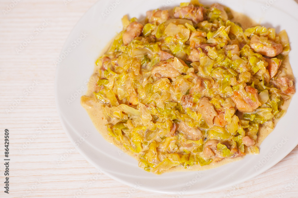 stew cabbage with meat
