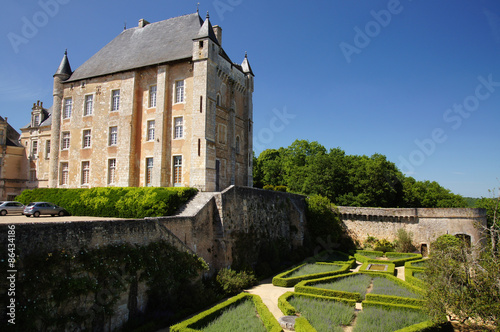 Château de Touffou et le Jardin de la Terrasse des Tournois photo