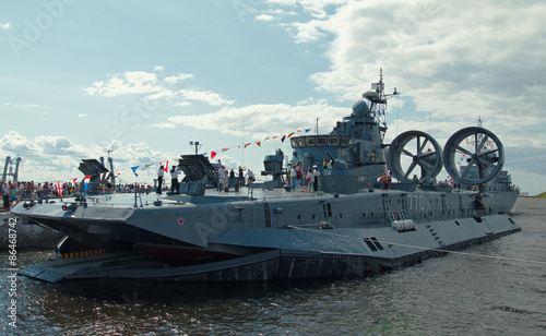 Bilde på lerret Amphibious Hovercraft
