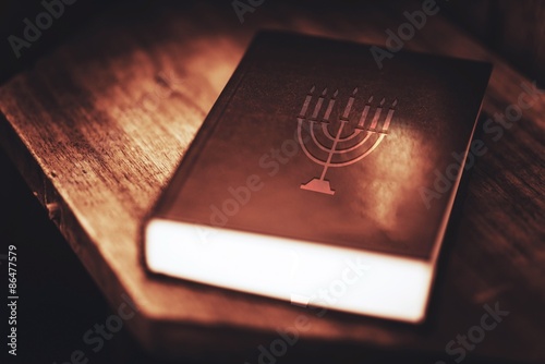 Naklejka na okno łazienkowe Judaistyczna Księga Tory
