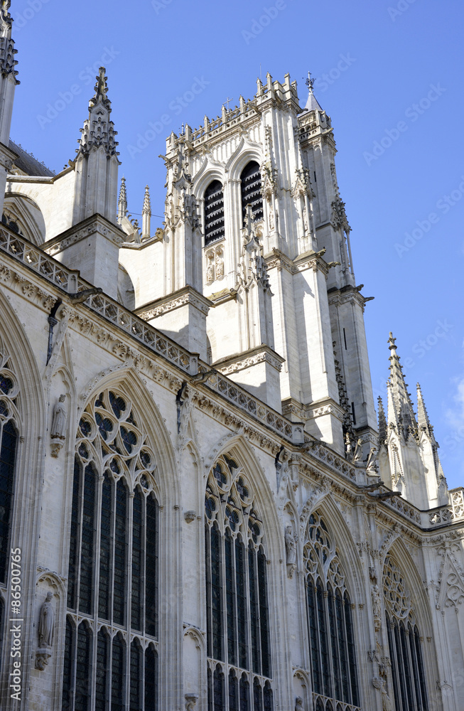 Amiens Catedral sideview