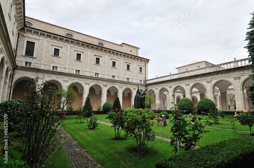 Abbazia benedettina di Montecassino photo