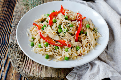 Fried rice with chicken and vegetables