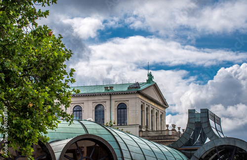 Oper und Kröpcke in Hannover photo