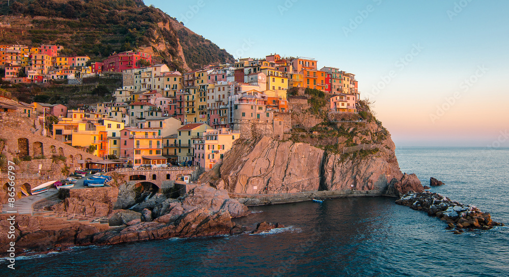 Love at first sight : Manarola , Cinque Terre, Italy