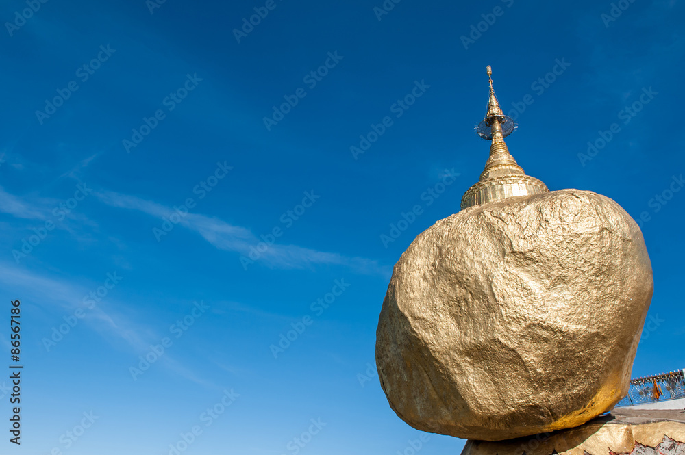 Obraz premium golden rock