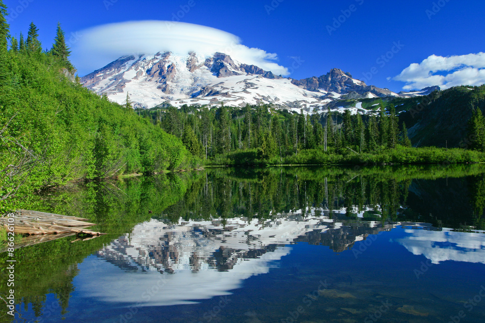 Reflection of lenticular clouds over Mt Rainier near Seattle, Washington State