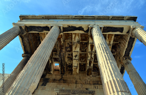 Obraz na plátně Temple de l'Erechteion sur l'Acropole à Athènes