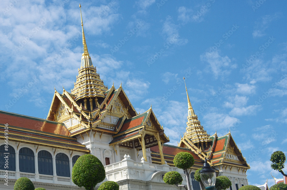 wat phra kaew  /  wat phra kaew a temple in bangkok,thailand 
