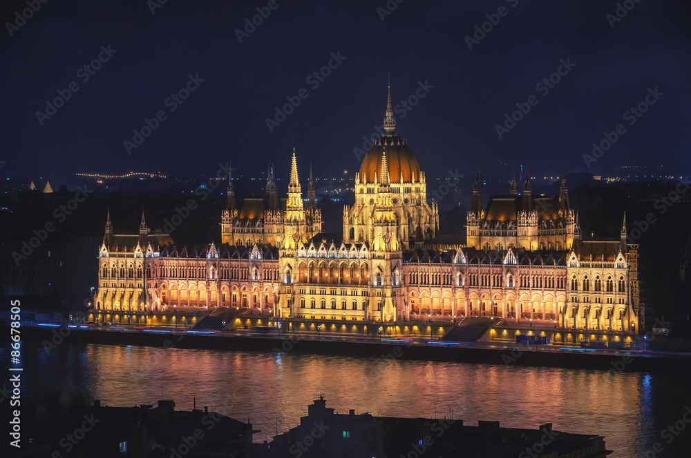 Night view of Parliament building in Budapest