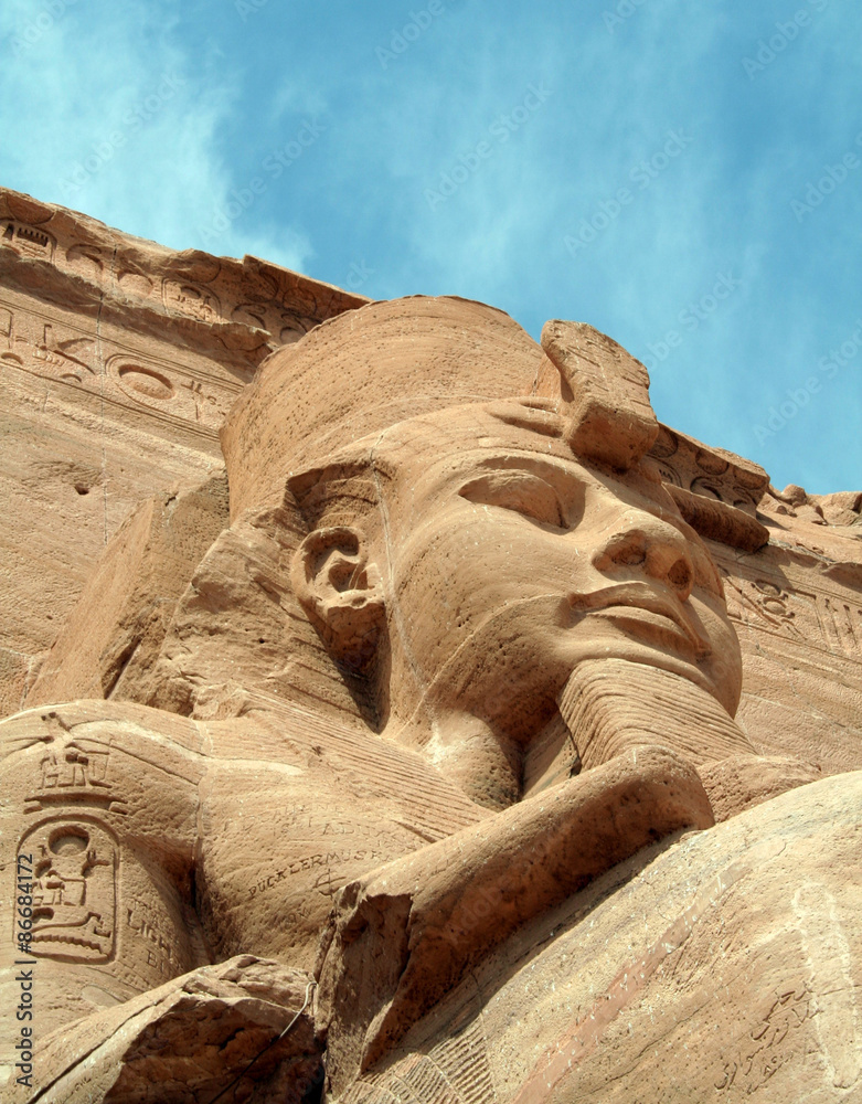Fototapeta premium ABU SIMBEL TESTA DEL FARAONE RAMSES II