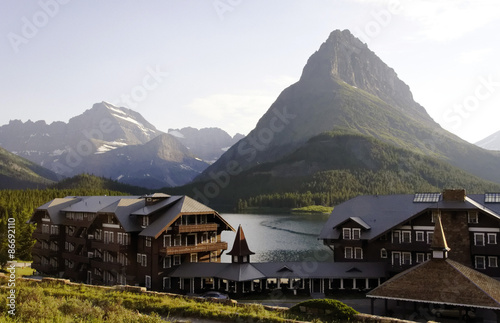 Glacier National Park, Swiftcurrent Lake, Many Glacier