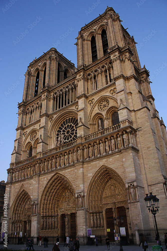 Notre Dame de Paris, Western facade