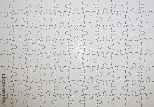 białe duże puzzle 