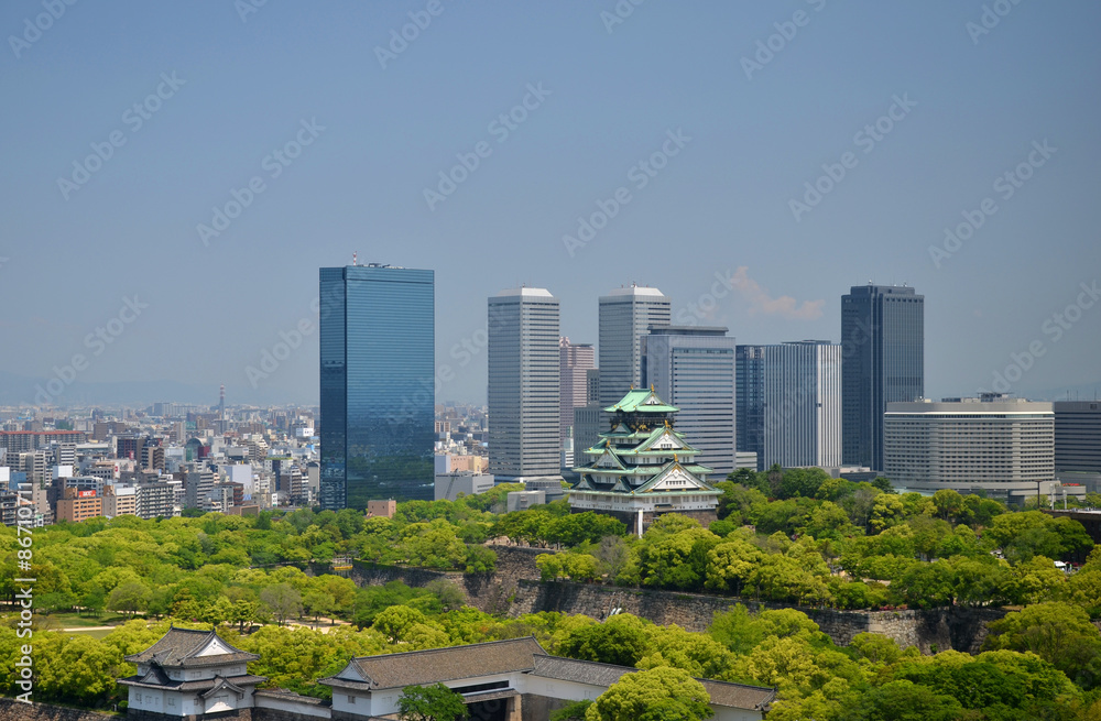 Fototapeta premium 大阪城と大阪ビジネスパーク