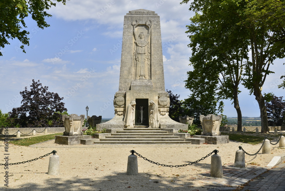 Mémorial dédié aux disparus de guerre de la ville d'Angoulême