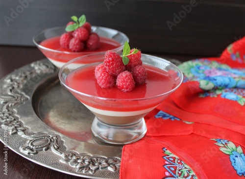 raspberry-chocolate Panna cotta