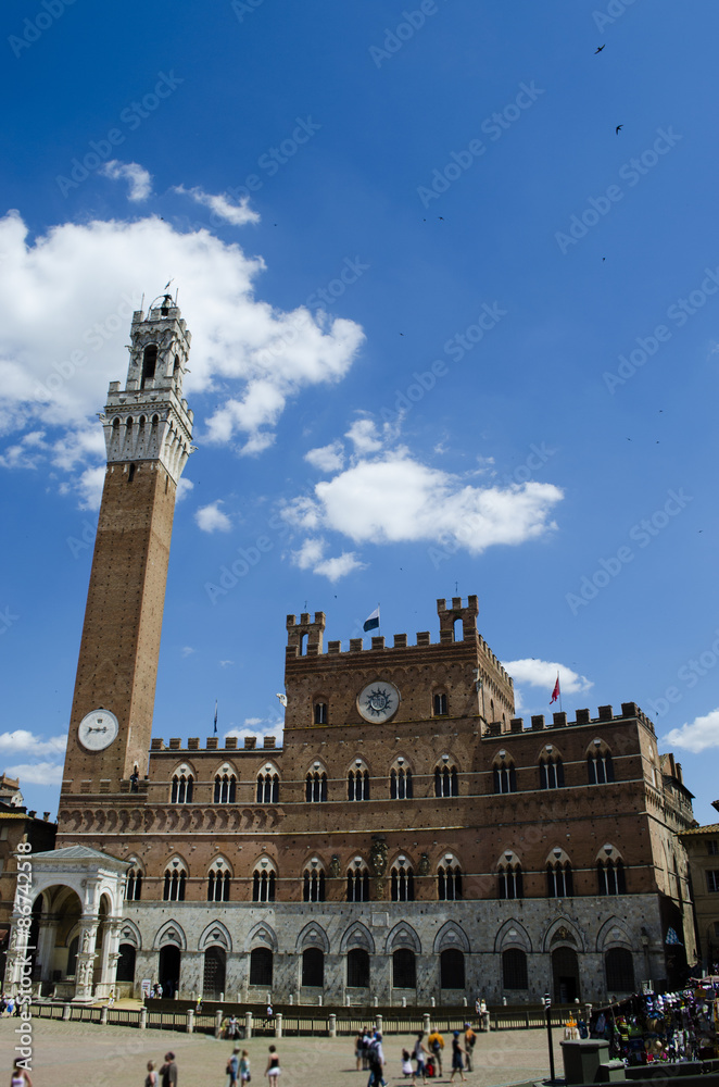 Siena monuments scene