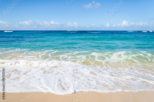 Fototapeta Naklejka Na Ścianę i Meble -  Ocean and tropical sandy beach background