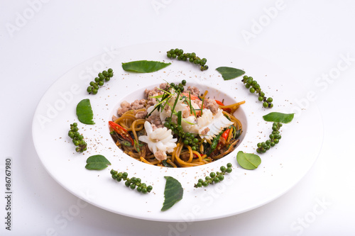 Spaghetti Pad Ki Mau, (spicy spaghetti with Thai sauce )