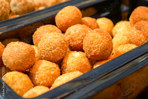 ruddy crispy cheese balls with spices