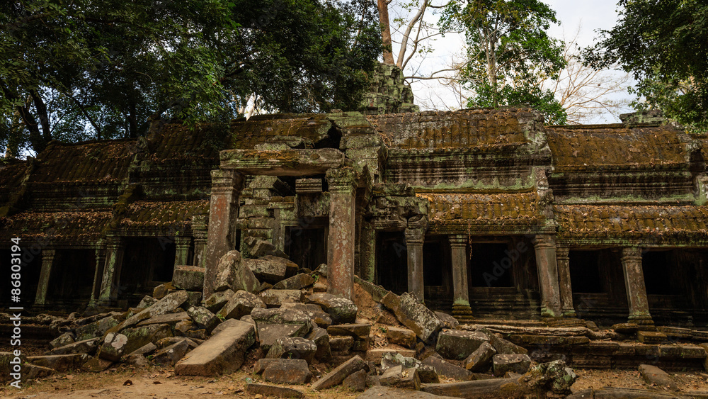 The Fallen Gallery Building of Ta Prohm Temple The Fallen Gallery Building of Ta Prohm Temple
